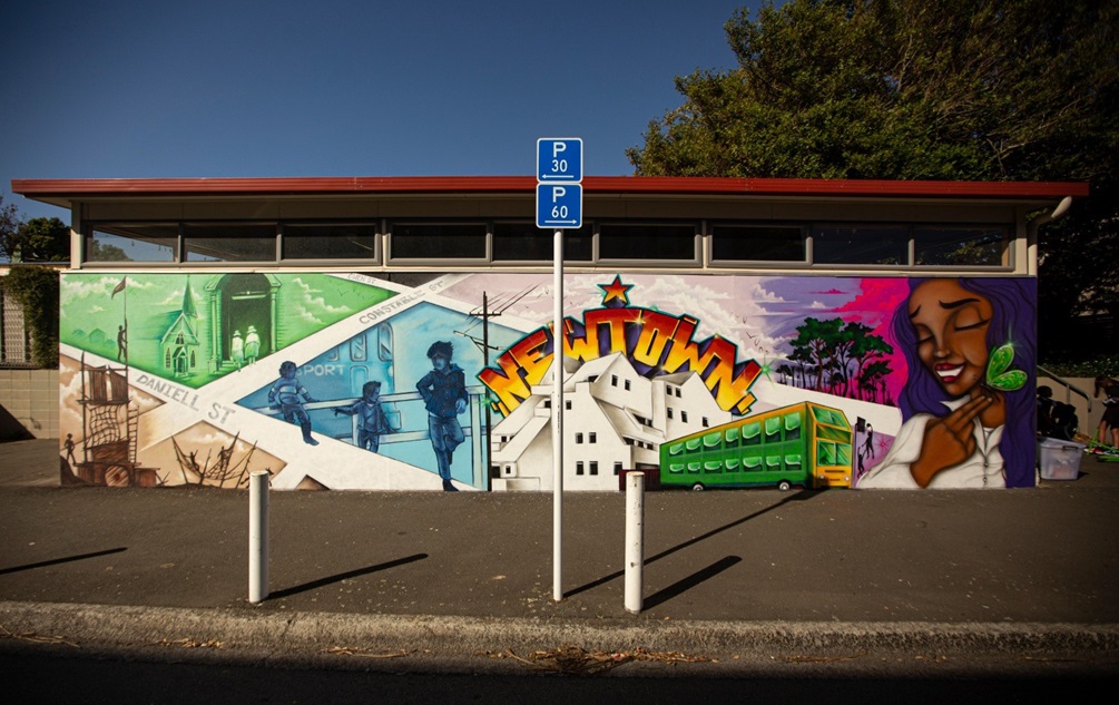 A mural painted on a wall in Daniell St, Newtown.