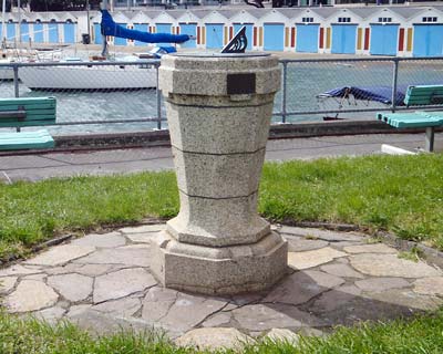 Sundial at Clyde Quay Boat Harbour
