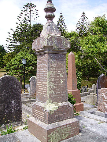 Grave of Pehr Ferdinant Holm.