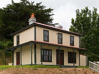 Glenside Halfway House, a grand-looking, two storey building.