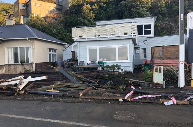 South Coast evacuees return home