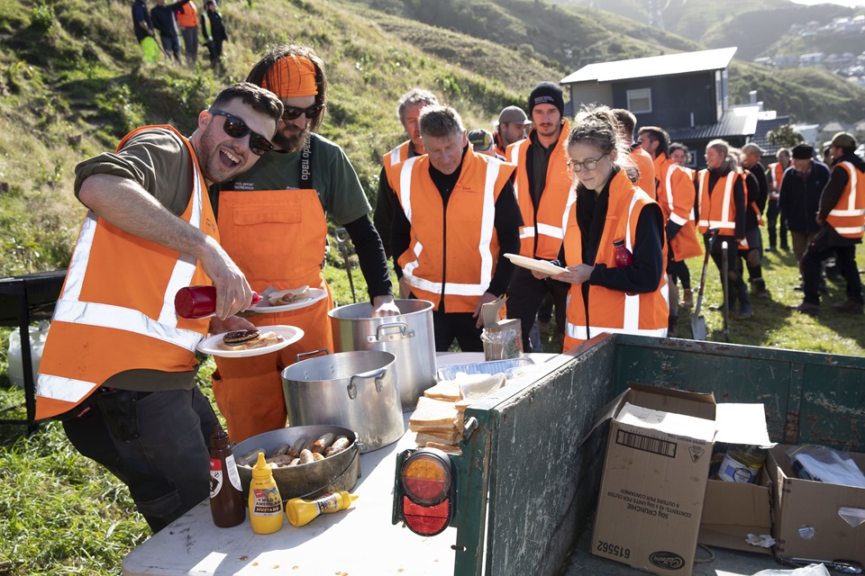 Two millionth tree lunch for crew