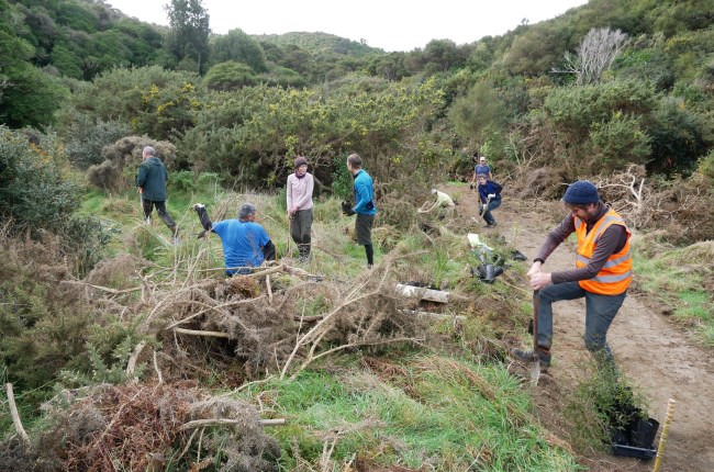 Community heroes in conservation: Simon Kennett