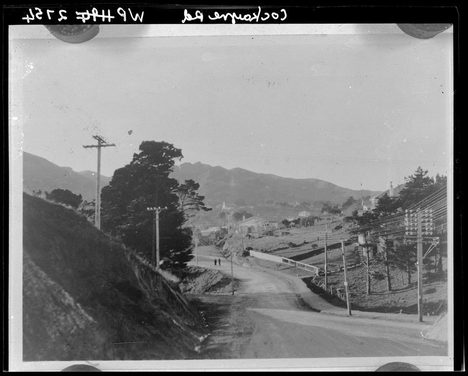 A black and white photo of Cockayne Road from intersection with Calcutta Street taken in the 1930s.