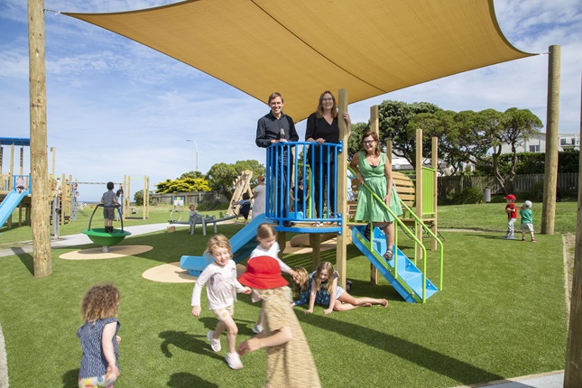 Shorland Park Playground opens with Mayor Foster and Councillors Fitzsimons and Foon