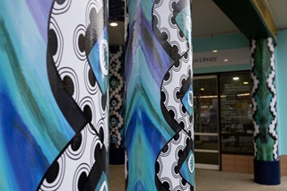 Painted pillars.