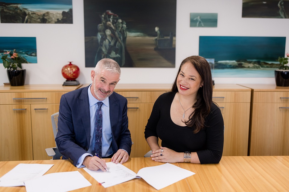 Andrew Turner (Trust Board Chair) and Mayor Tory Whanau sign document officially establishing Wellington’s new community housing trust.