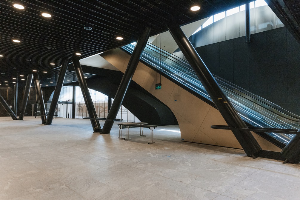 Tākina view of ground floor and escalators