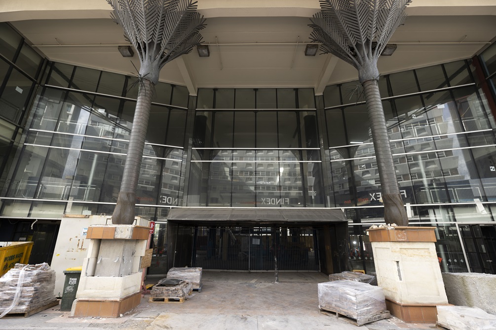 Te Matapihi exterior front entrance under construction from Victoria Street