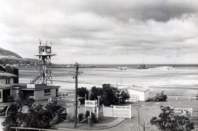 Airport exhibition takes off in Kilbirnie