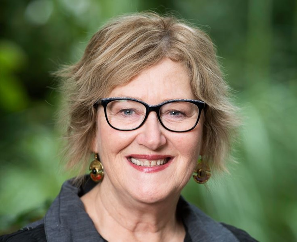 Headshot of CEO Wellington Zoo Karen Fifield.